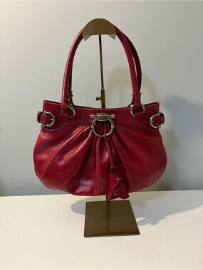 Salvatore Ferragamo Red Leather Shoulder Bag with Ring Hardware